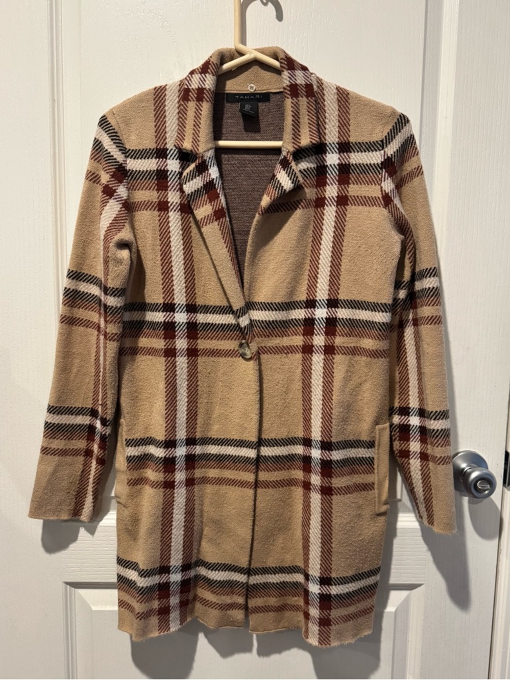 Tahari Beige Plaid Blazer Cardigan with Brown & Burgundy Accents